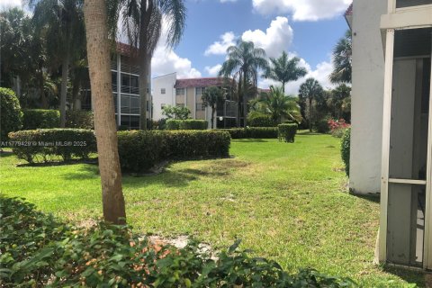 Condominio en venta en Lauderhill, Florida, 1 dormitorio, 67.45 m2 № 1699653 - foto 22
