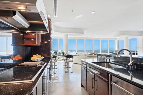 Condominio en venta en Sarasota, Florida, 3 dormitorios, 255.48 m2 № 1733168 - foto 17