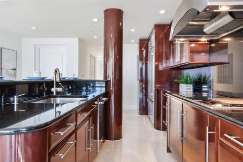 Condominio en venta en Sarasota, Florida, 3 dormitorios, 255.48 m2 № 1733168 - foto 15