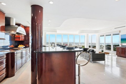 Condominio en venta en Sarasota, Florida, 3 dormitorios, 255.48 m2 № 1733168 - foto 16