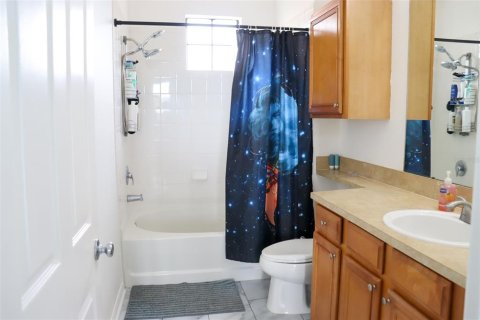 Condo in Orlando, Florida, 3 bedrooms  № 1735233 - photo 20