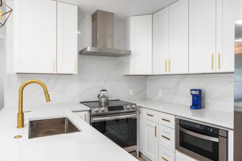 Immobilier commercial à vendre à Delray Beach, Floride: 210.7 m2 № 2084305 - photo 12
