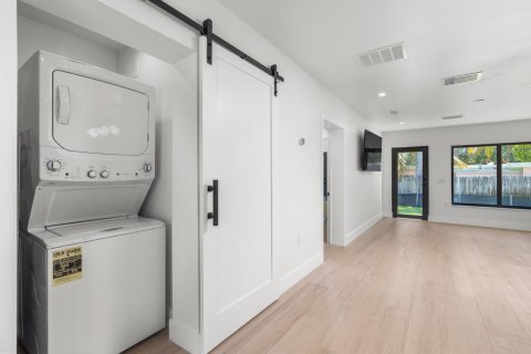 Immobilier commercial à vendre à Delray Beach, Floride: 210.7 m2 № 2084305 - photo 6