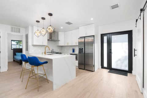 Immobilier commercial à vendre à Delray Beach, Floride: 210.7 m2 № 2084305 - photo 11