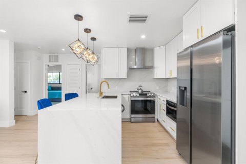 Immobilier commercial à vendre à Delray Beach, Floride: 210.7 m2 № 2084305 - photo 8