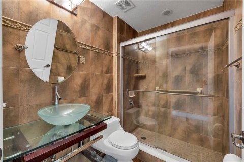 Villa ou maison à louer à Orlando, Floride: 3 chambres, 118.45 m2 № 2396541 - photo 12