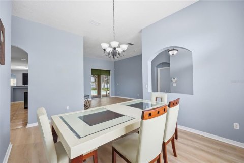 Villa ou maison à vendre à Kissimmee, Floride: 4 chambres, 206.24 m2 № 2232534 - photo 13