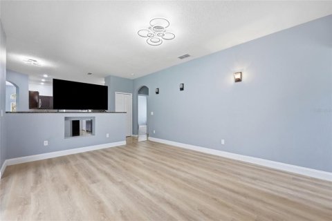 Villa ou maison à vendre à Kissimmee, Floride: 4 chambres, 206.24 m2 № 2232534 - photo 20