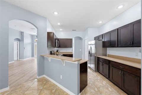 Villa ou maison à vendre à Kissimmee, Floride: 4 chambres, 206.24 m2 № 2232534 - photo 17