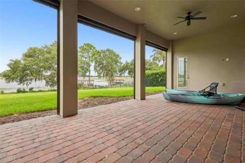 House in Winter Garden, Florida 5 bedrooms, 431.16 sq.m. № 2202326 - photo 24