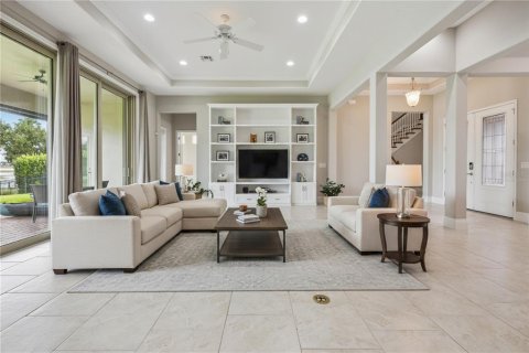 House in Winter Garden, Florida 5 bedrooms, 431.16 sq.m. № 2202326 - photo 20