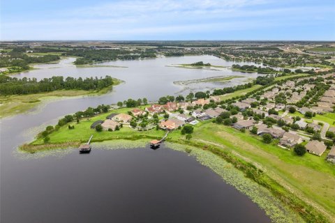 House in Winter Garden, Florida 5 bedrooms, 431.16 sq.m. № 2202326 - photo 28