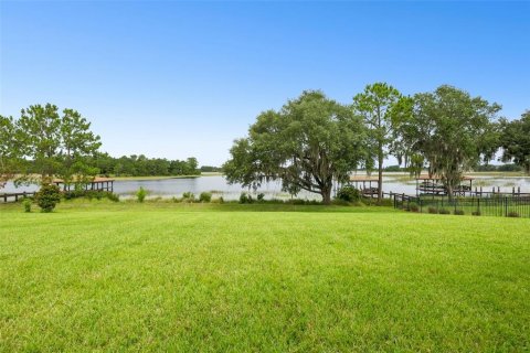 House in Winter Garden, Florida 5 bedrooms, 431.16 sq.m. № 2202326 - photo 26