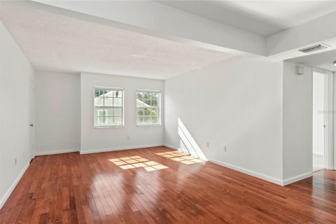 Condo in Orlando, Florida, 2 bedrooms № 2150674 - photo 10