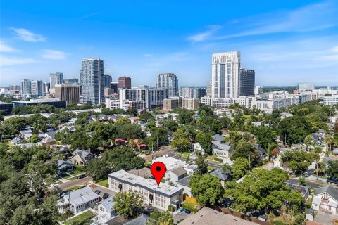 Condo in Orlando, Florida, 2 bedrooms № 2150674 - photo 21