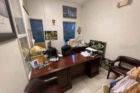 Immobilier commercial à vendre à Palm Coast, Floride: 107.02 m2 № 2329116 - photo 6
