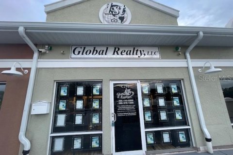 Immobilier commercial à Palm Coast, Floride 107.02 m2 № 2329116