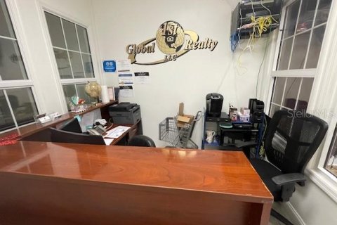 Immobilier commercial à vendre à Palm Coast, Floride: 107.02 m2 № 2329116 - photo 8