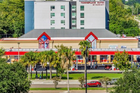 Propiedad comercial en venta en Orlando, Florida, 730.77 m2 № 222355 - foto 12