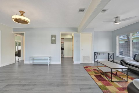 Villa ou maison à vendre à Oakland Park, Floride: 3 chambres, 119.1 m2 № 2273866 - photo 4