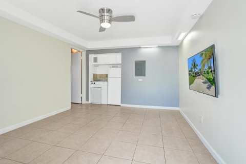 Villa ou maison à vendre à Oakland Park, Floride: 3 chambres, 119.1 m2 № 2273866 - photo 20