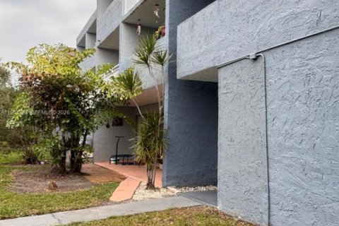 Copropriété à louer à Miami, Floride: 1 chambre, 106.74 m2 № 2026442 - photo 21