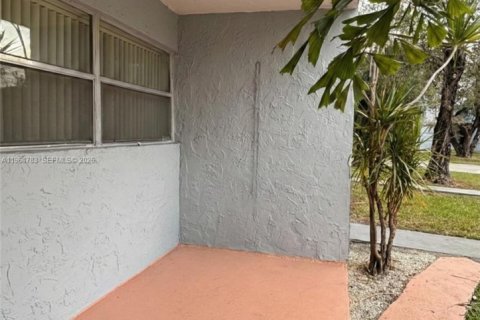 Copropriété à louer à Miami, Floride: 1 chambre, 106.74 m2 № 2026442 - photo 19