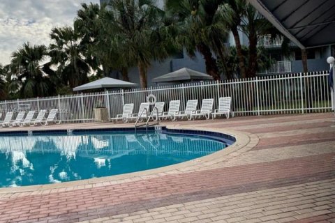 Copropriété à louer à Miami, Floride: 1 chambre, 106.74 m2 № 2026442 - photo 22