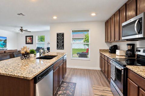 Casa en venta en Port St. Lucie, Florida, 5 dormitorios, 184.32 m2 № 2383060 - foto 5