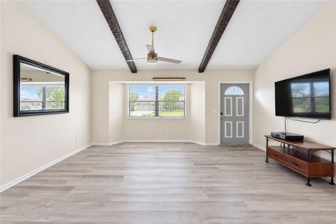 Casa en venta en Port Charlotte, Florida, 2 dormitorios, 83.61 m2 № 2377899 - foto 10