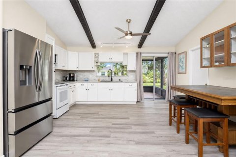 Casa en venta en Port Charlotte, Florida, 2 dormitorios, 83.61 m2 № 2377899 - foto 19