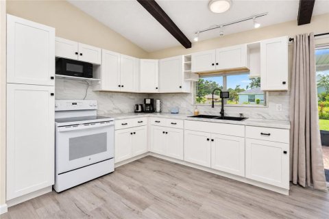 Casa en venta en Port Charlotte, Florida, 2 dormitorios, 83.61 m2 № 2377899 - foto 21
