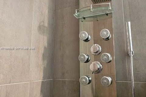 Adosado en alquiler en Margate, Florida, 3 dormitorios, 142.7 m2 № 2058680 - foto 9