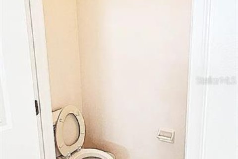 House in Davenport, Florida 5 bedrooms, 238.76 sq.m. № 1904194 - photo 7