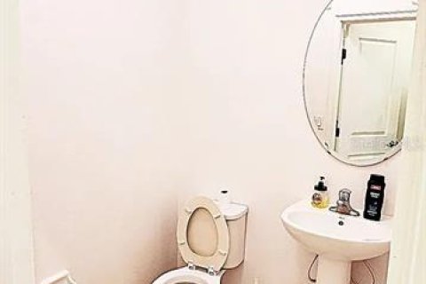 House in Davenport, Florida 5 bedrooms, 238.76 sq.m. № 1904194 - photo 5