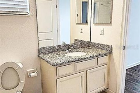 House in Davenport, Florida 5 bedrooms, 238.76 sq.m. № 1904194 - photo 9