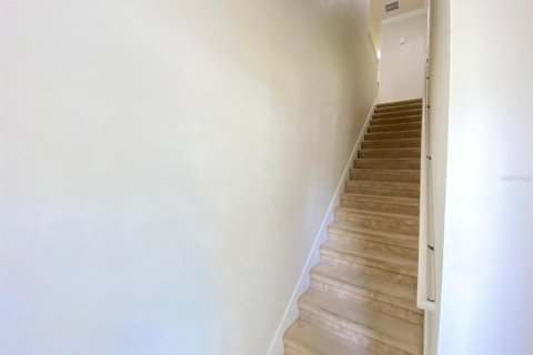 Снять в аренду кондоминиум в Уинтер-Гарден, Флорида 3 спальни, 134.99м2, № 1894666 - фото 3