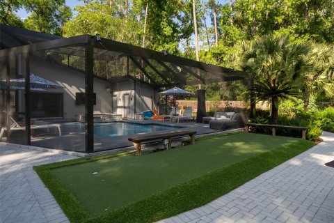 House in Gainesville, Florida 4 bedrooms, 423.63 sq.m. № 1820980 - photo 24