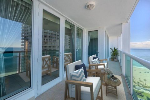 Copropriété à vendre à Fort Lauderdale, Floride: 1 chambre, 98.1 m2 № 855501 - photo 1