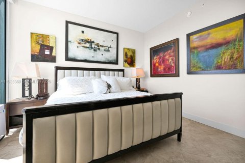 Condo in Miami, Florida, 2 bedrooms № 1993553 - photo 20