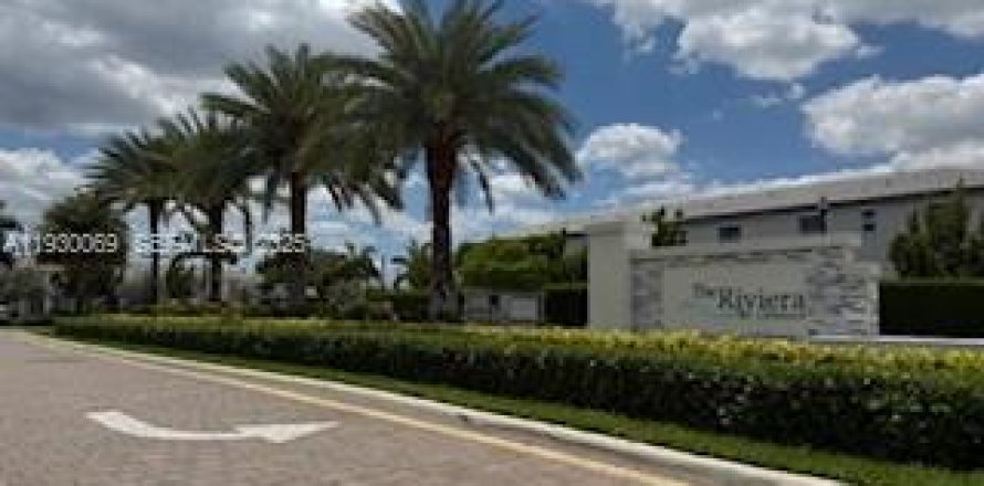 Таунхаус в Хомстед, Флорида 3 спальни, 137.77м2 № 1989678