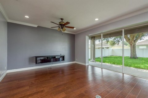 Casa en venta en Wesley Chapel, Florida, 4 dormitorios, 246.75 m2 № 1907468 - foto 7