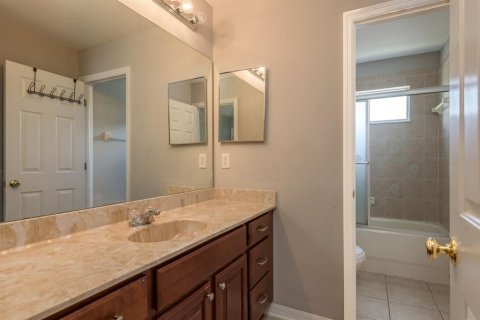 Casa en venta en Wesley Chapel, Florida, 4 dormitorios, 246.75 m2 № 1907468 - foto 26
