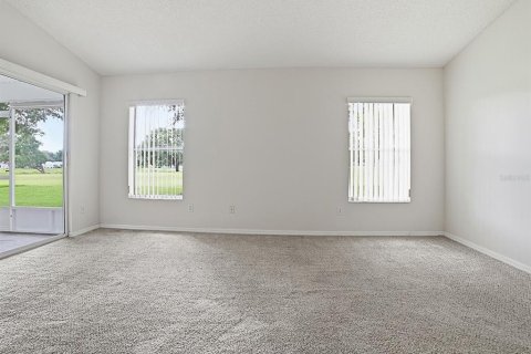 House in Leesburg, Florida 2 bedrooms, 173.82 sq.m. № 2217433 - photo 25