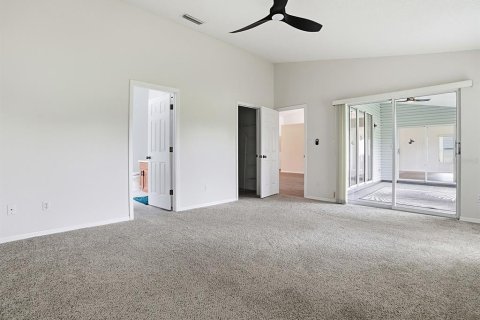 House in Leesburg, Florida 2 bedrooms, 173.82 sq.m. № 2217433 - photo 26