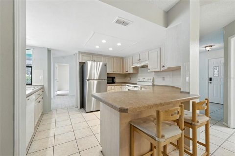 Villa ou maison à vendre à Spring Hill, Floride: 3 chambres, 161.46 m2 № 1886783 - photo 11
