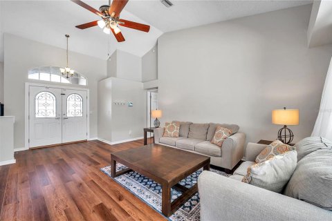 Casa en venta en Spring Hill, Florida, 3 dormitorios, 184.78 m2 № 1648191 - foto 5