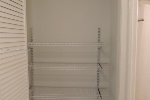 Copropriété à louer à Miami Beach, Floride: 1 chambre, 51.47 m2 № 1926267 - photo 7