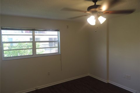 Copropriété à louer à Miami Beach, Floride: 1 chambre, 51.47 m2 № 1926267 - photo 11