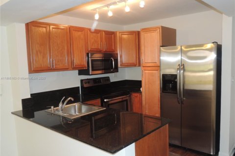 Copropriété à louer à Miami Beach, Floride: 1 chambre, 51.47 m2 № 1926267 - photo 1